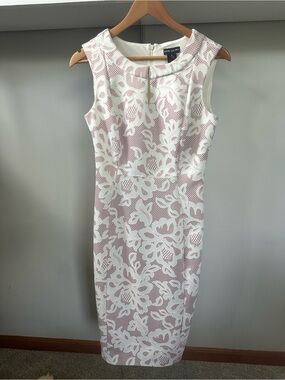 Kate & Lily White Mauve Floral Lace Sheath Dress Size 6 Cocktail Wedding Guest